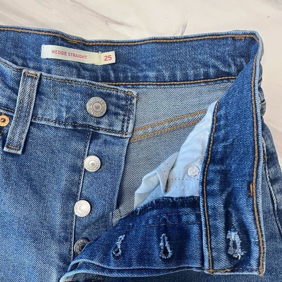 NWOT LEVI’S | WEDGIE STRAIGHT FIT WOMEN'S DENIM JEANS 25 - Picture 11 of 11